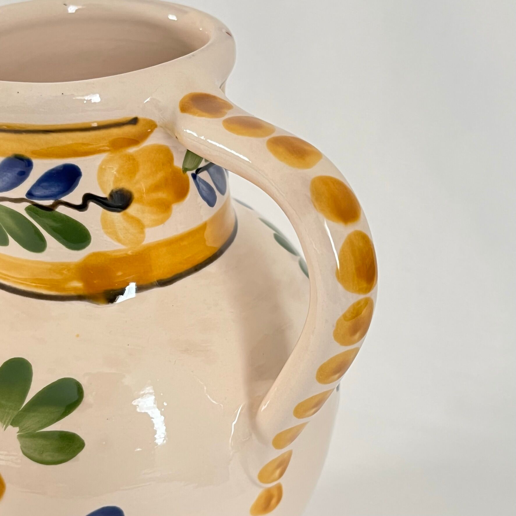 Vase amphora ceramic decoration flowers