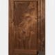 Armoire ancienne en noyer massif – Style authentique