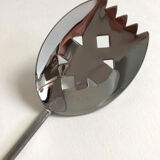 Ice cube spoon