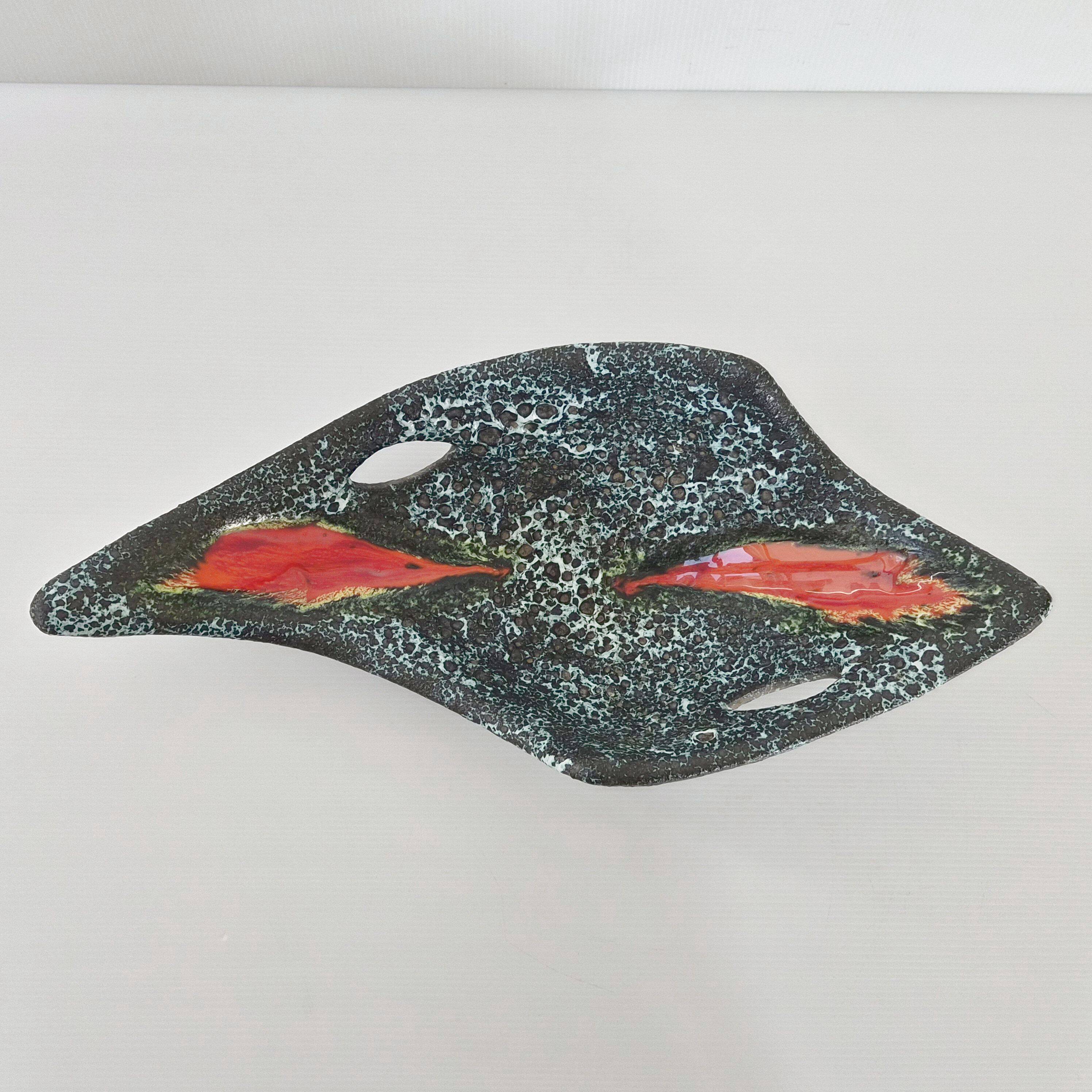 Vintage 1960s fruit bowl, ceramic Fat Lava, signed Vallauris.