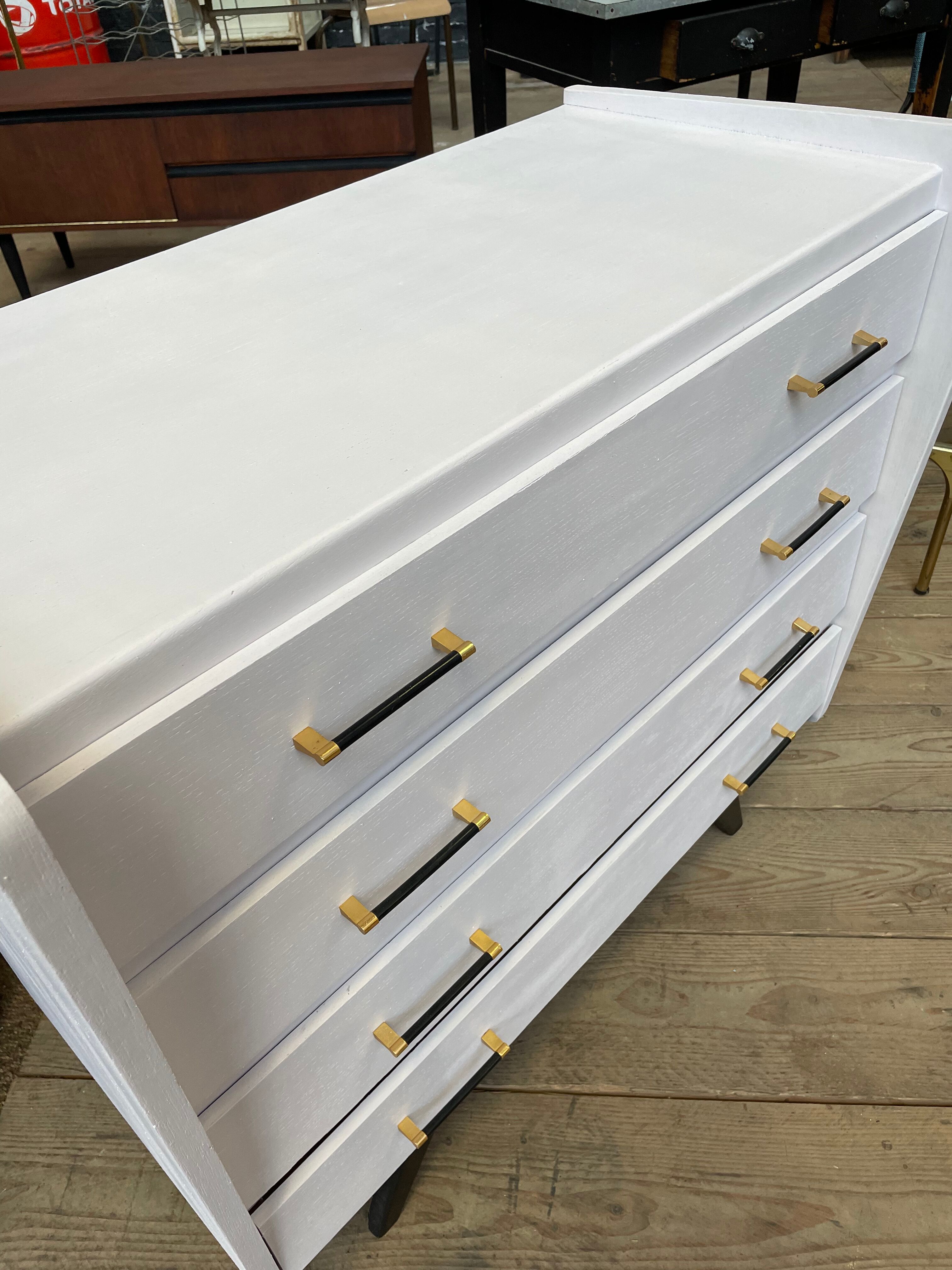 Vintage chest of drawers