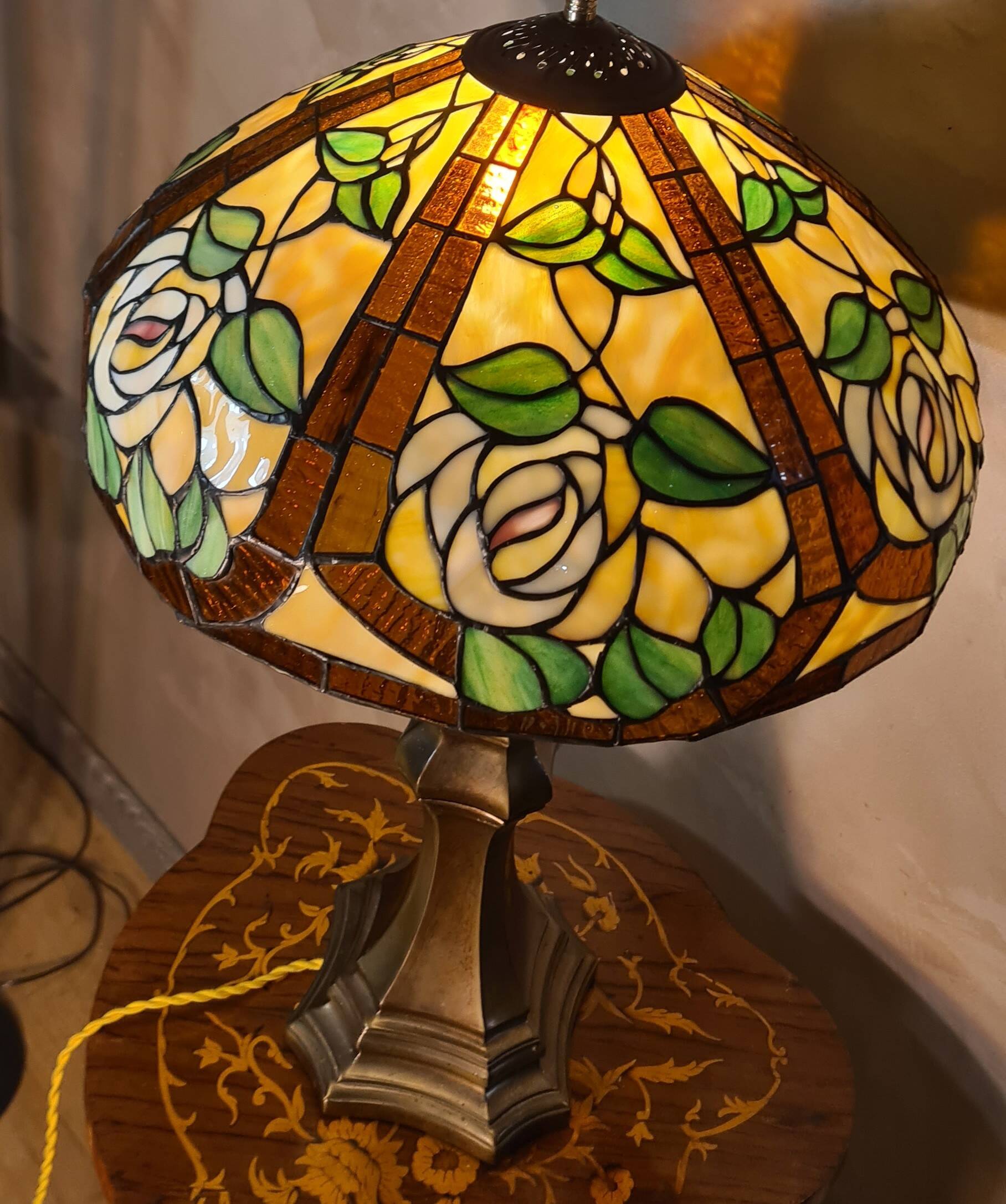 Large brass lamp, 1970, 6kg, restored electrical wiring, 67x47cm stained glass lampshade