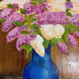 Bouquet of lilacs