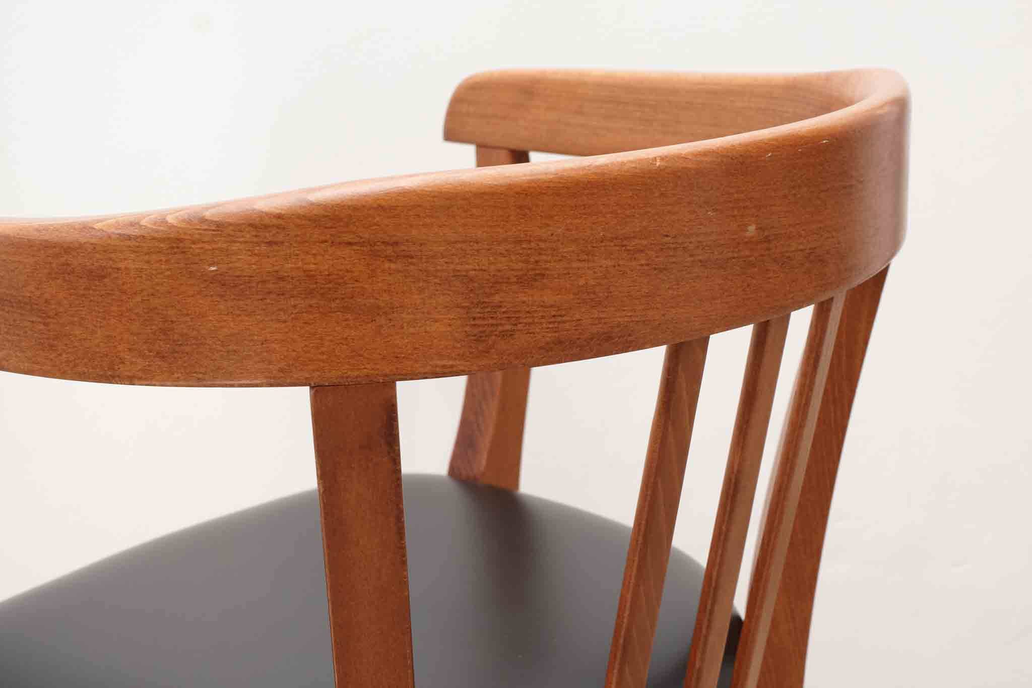 Stoelcker chair in black faux leather and oak