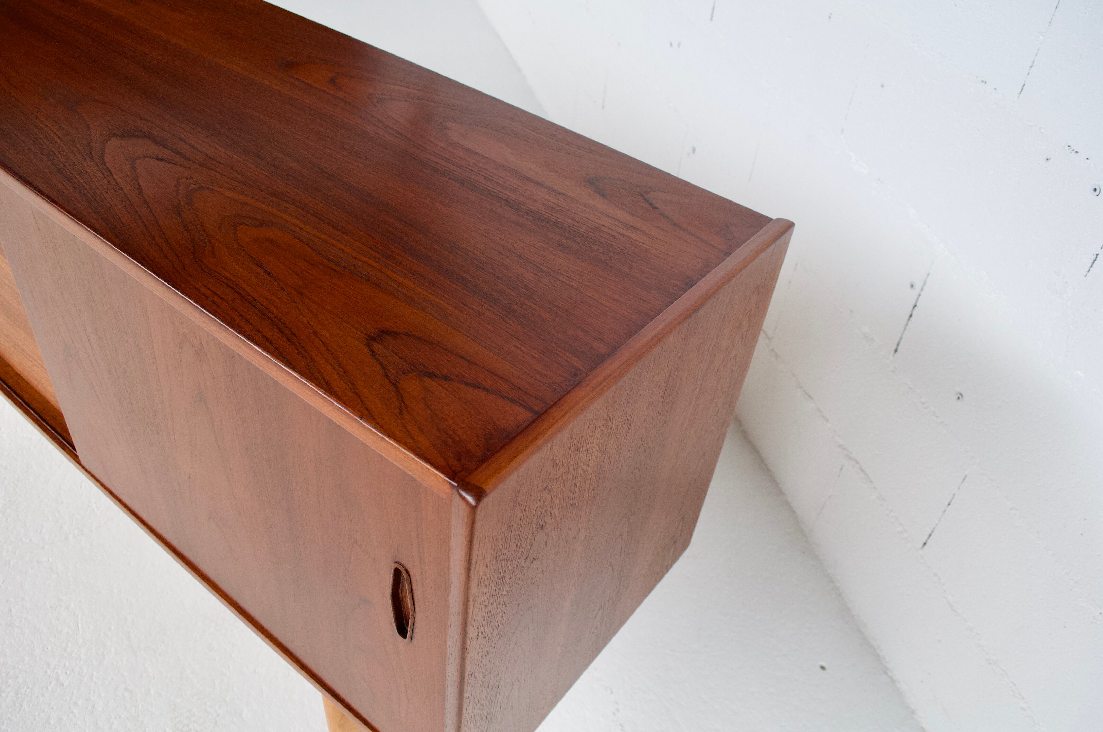 Sideboard Trio by Nils Jonsson 50 Troeds editor