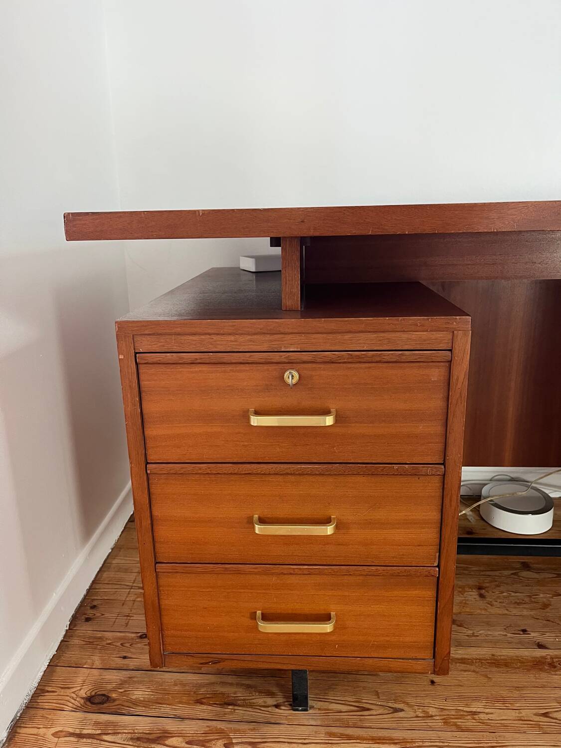 Large oak desk with double pedestal - 1950