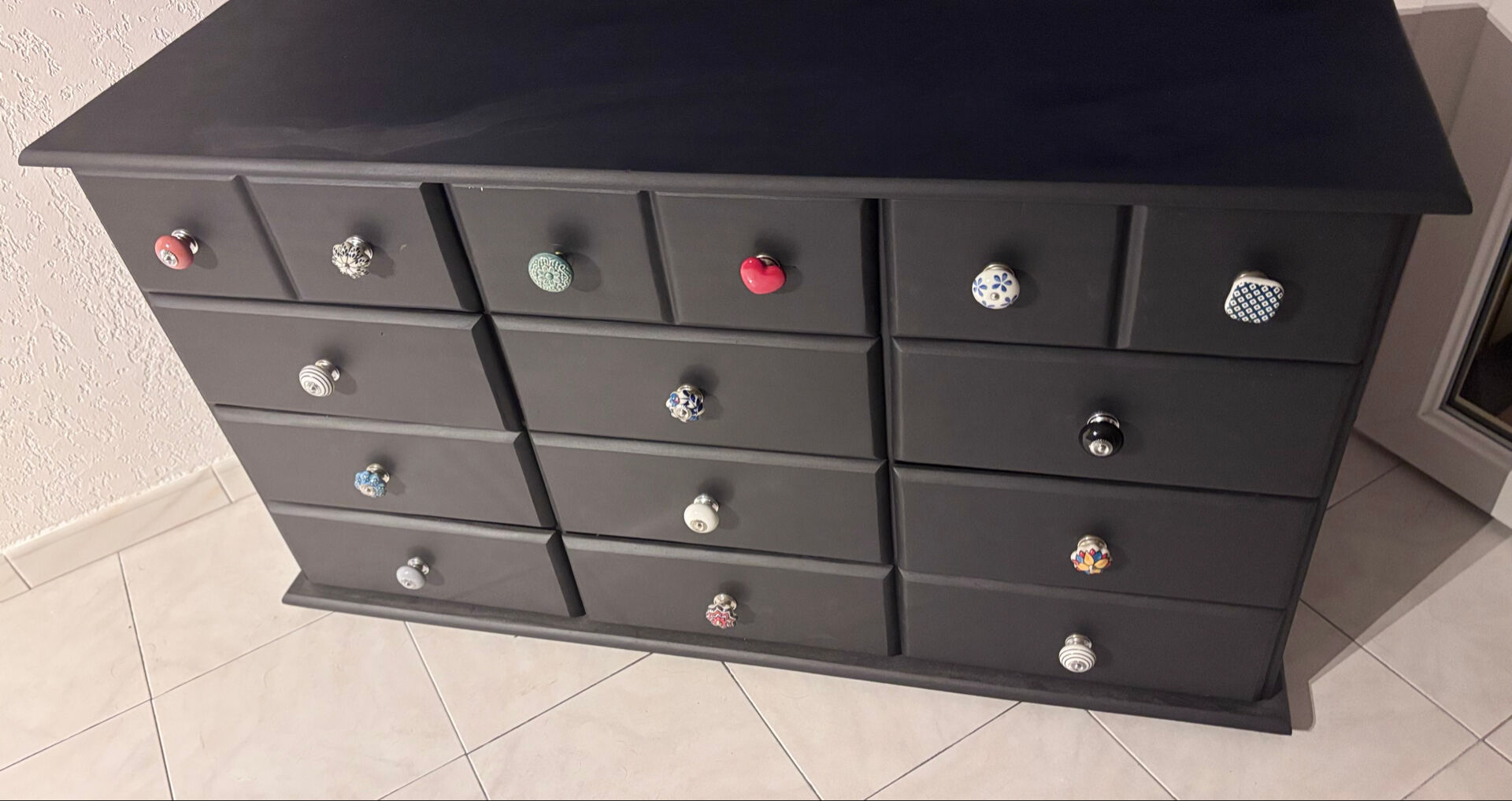 Buffet / commode completely revamped – unique piece – numerous drawers