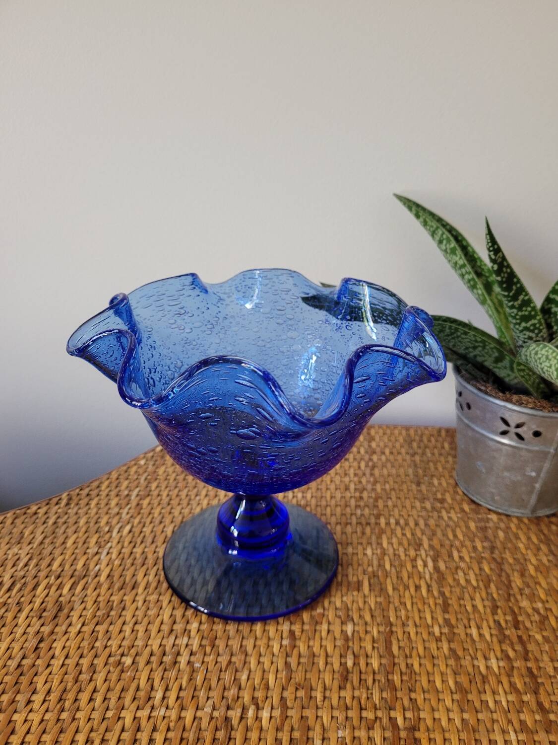 Biot bubble glass cup