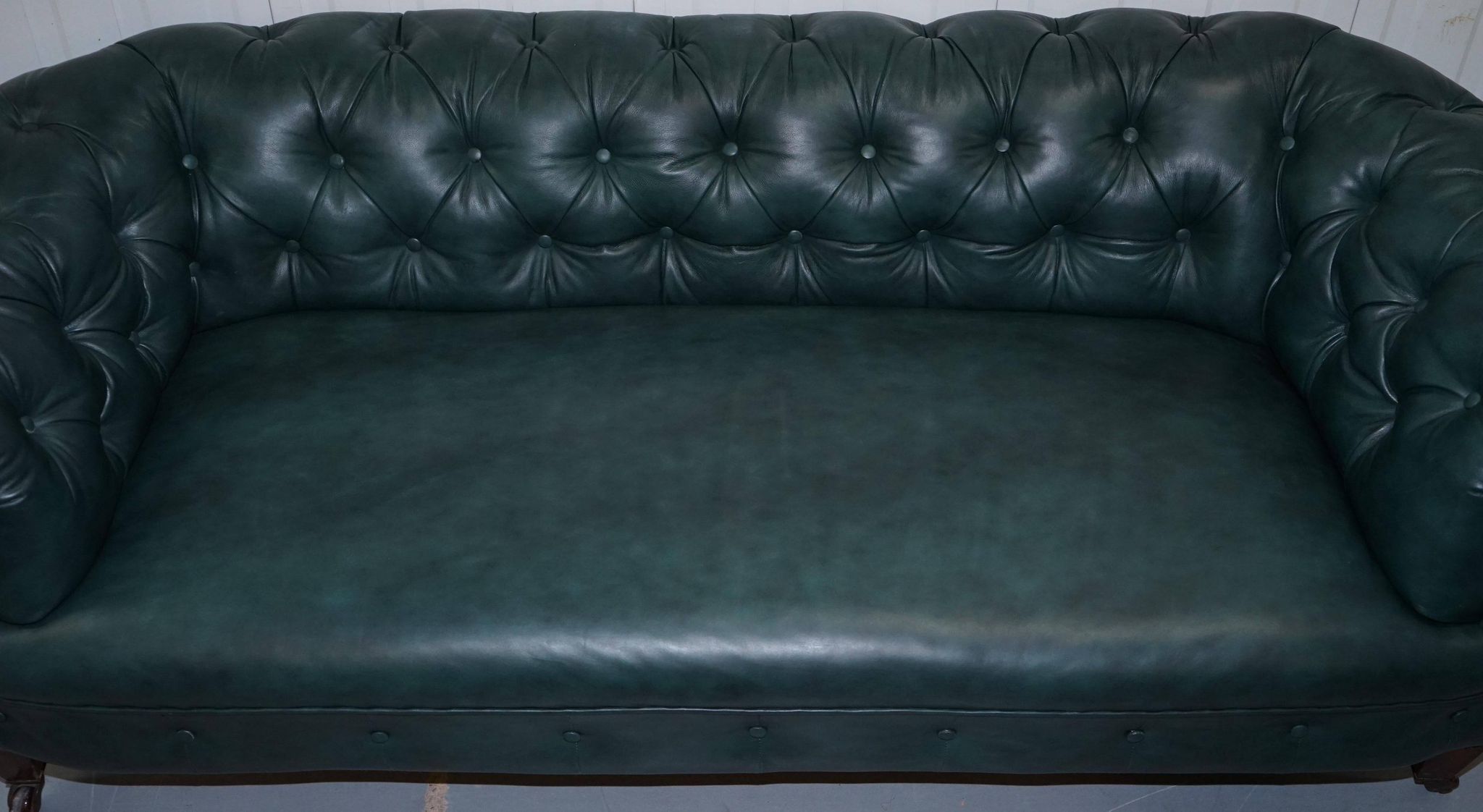 Victorian restored leather Chesterfield sofa 1890 Cornelius V Smith with springs