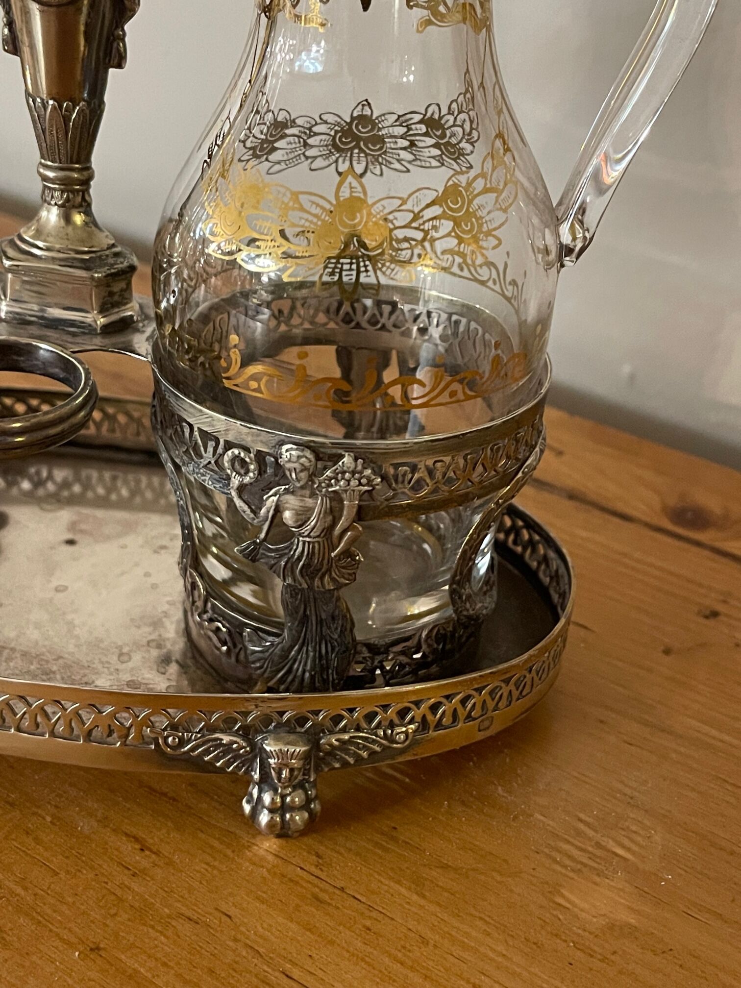 Oil and vinegar maker