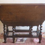 Farmhouse patinated extendable dining table in oak with carved edge, 1900