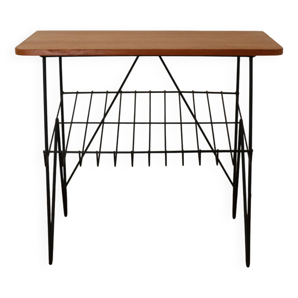 Table basse d'appoint ''Stringbord'' en teck, Suède, 1950/1960