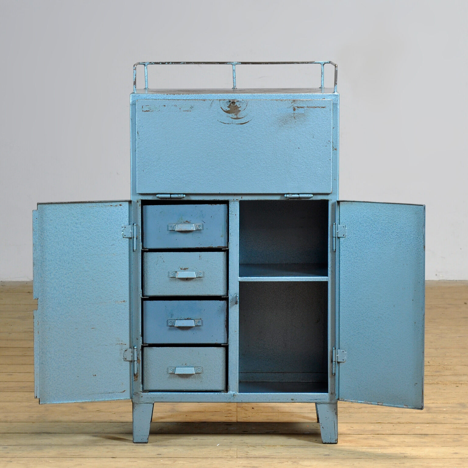 Industrial four-drawer cabinet from the 1970s