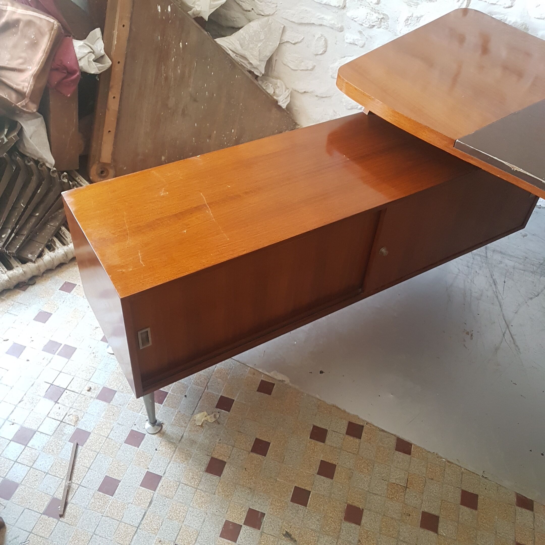 Presidential vintage office