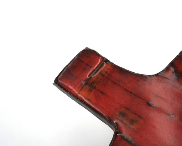 Croix murale en céramique rouge et orange, années 50