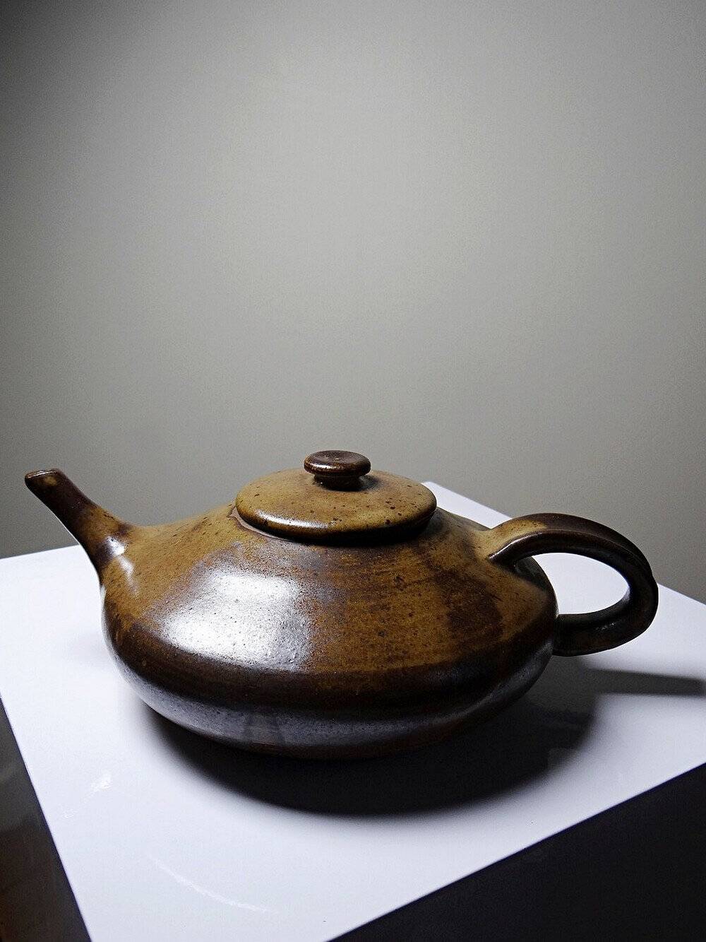 Vintage Japanese-style teapot from the 70s-90s, handmade brown stoneware, signed Pichon