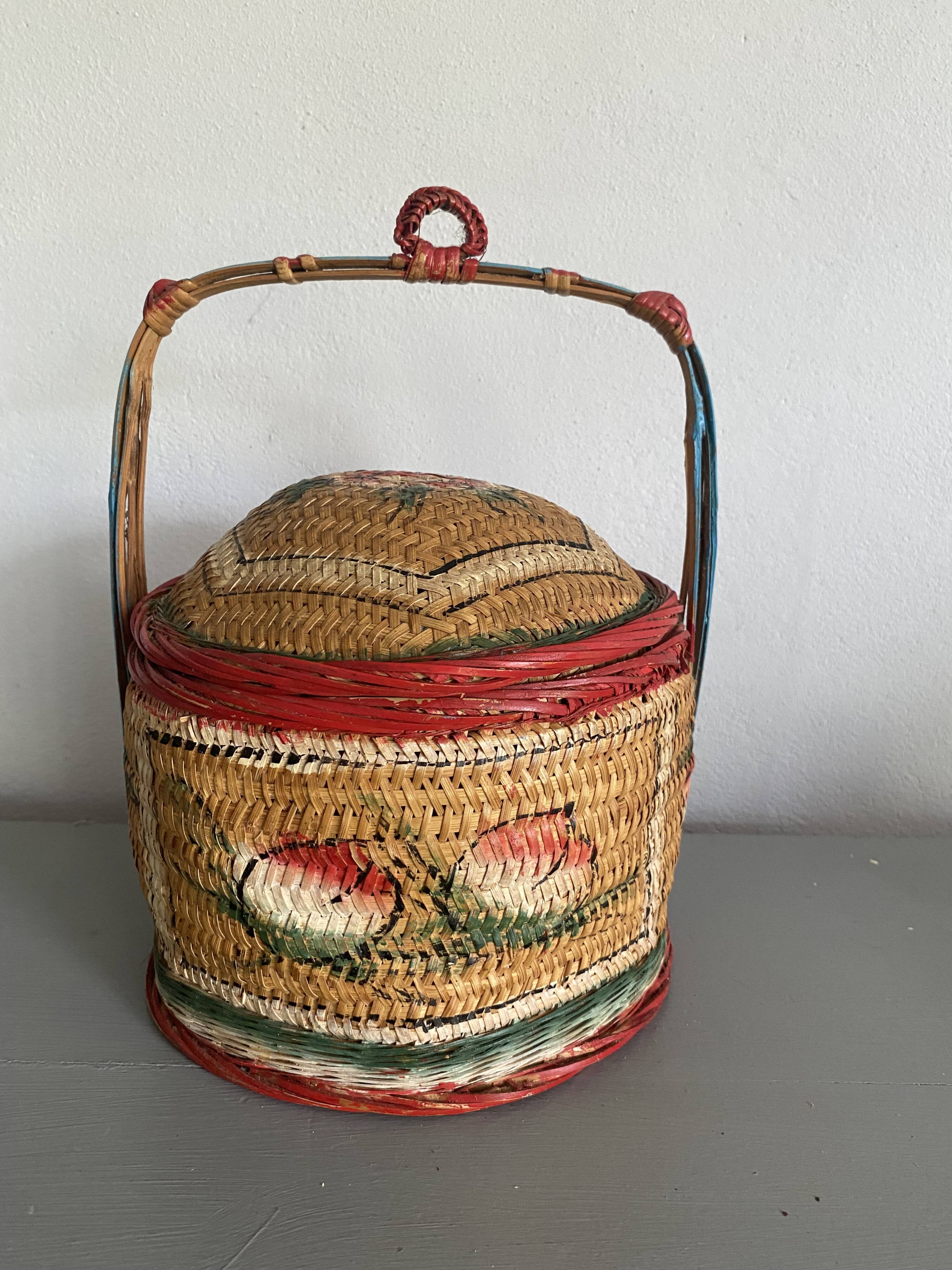 Straw basket, painted decoration, Indonesia