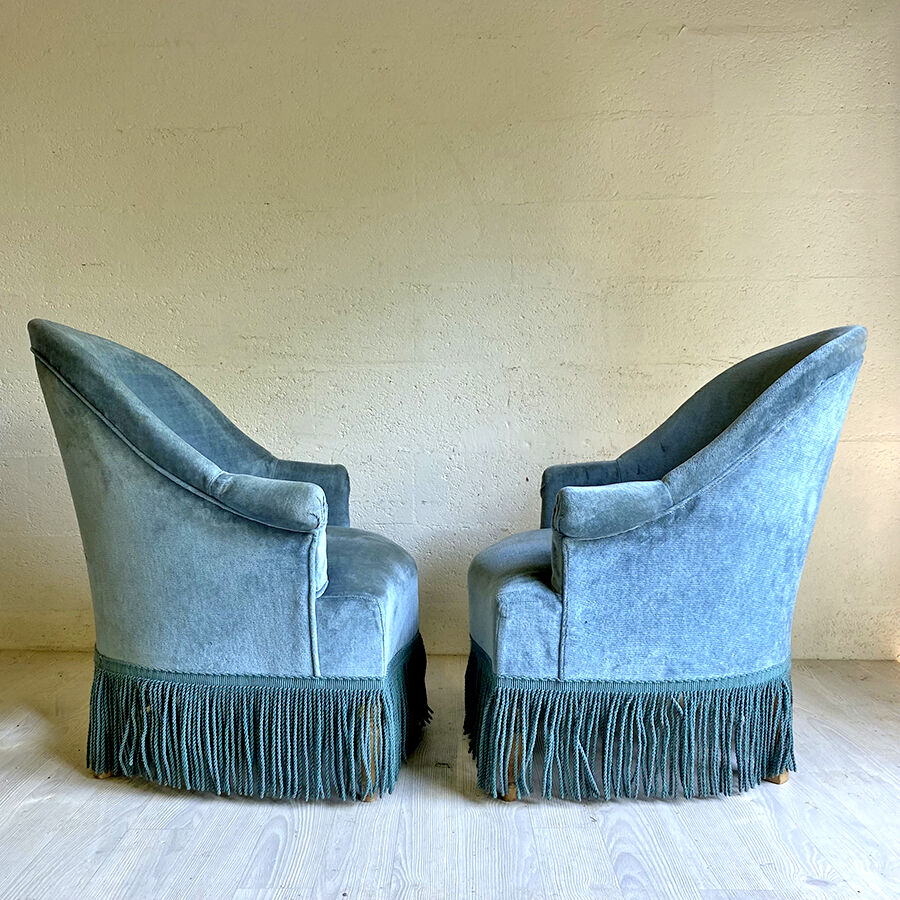 Pair of blue velvet toad armchairs