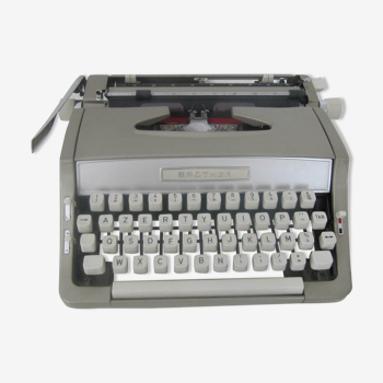 Machine à écrire Brother des années 60