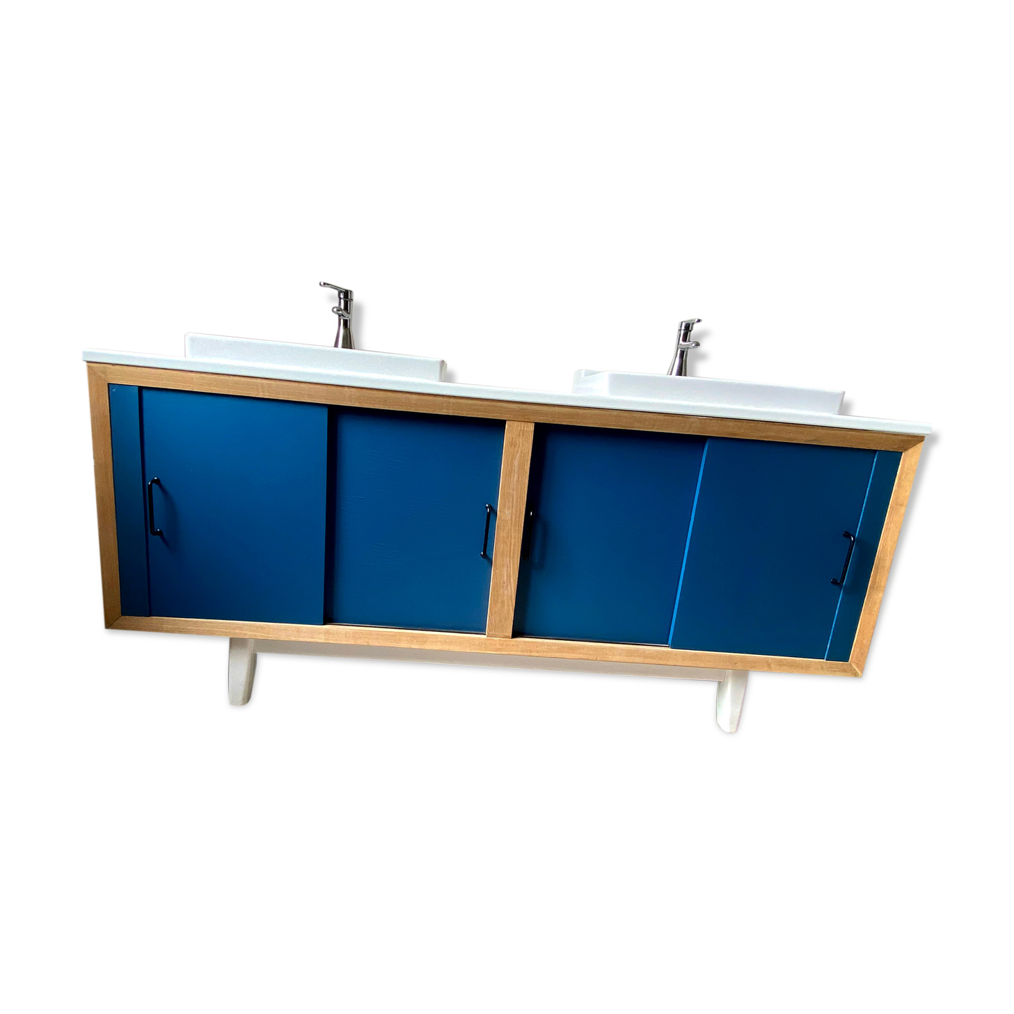 Bathroom furniture