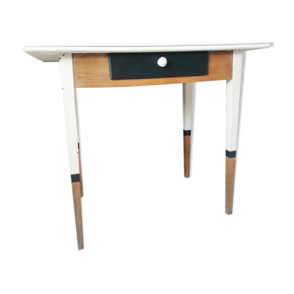 Buren style desk