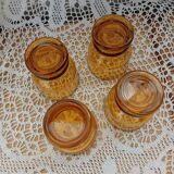 4 verres ambrés vintages
