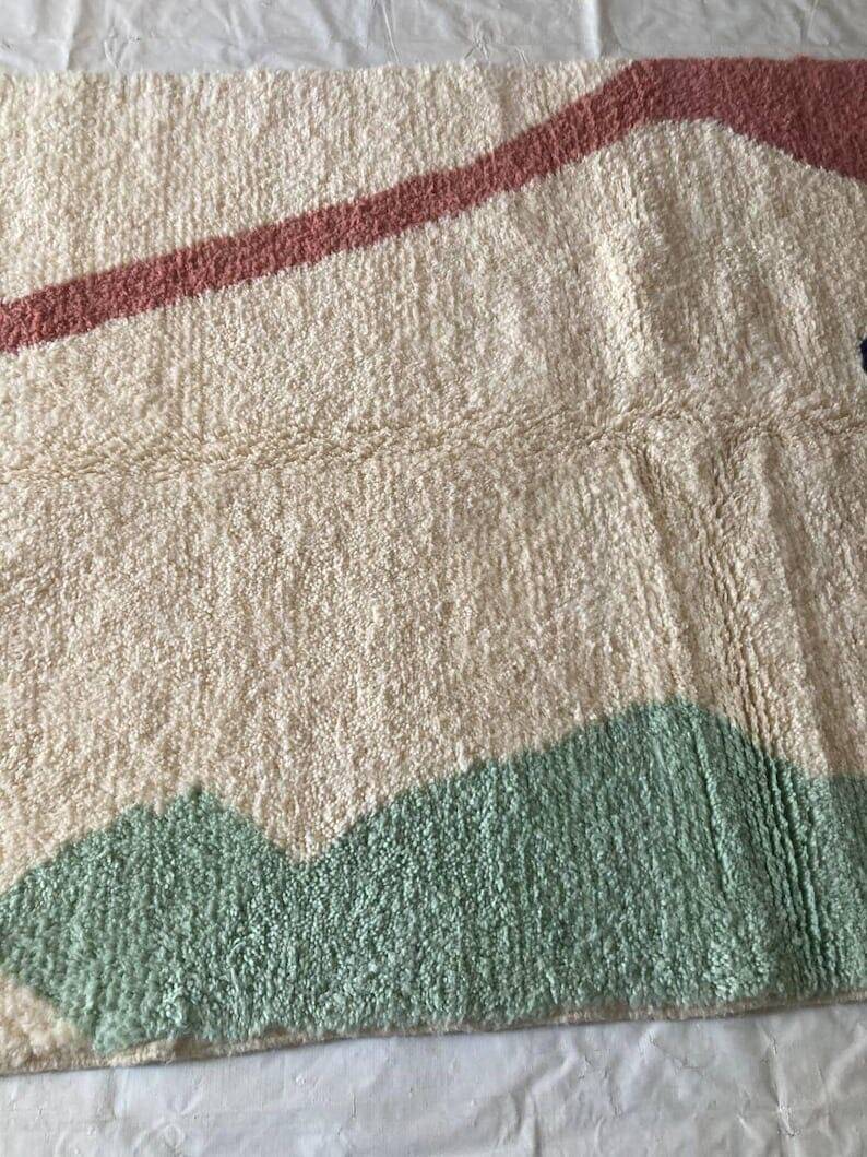 Handmade Berber rug size 1.5/2.5 m