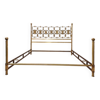 60s/70s bed design Luciano Frigerio in gilded brass