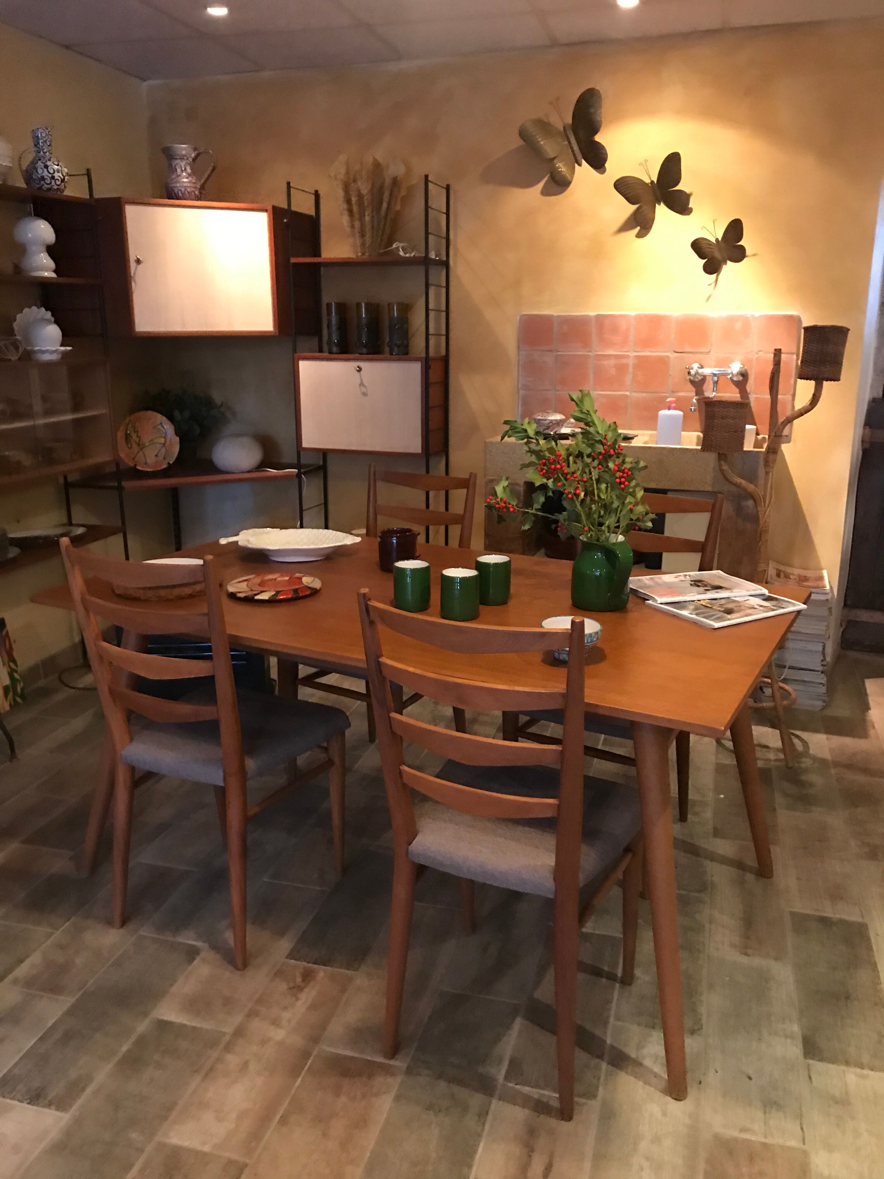Table à manger années 60