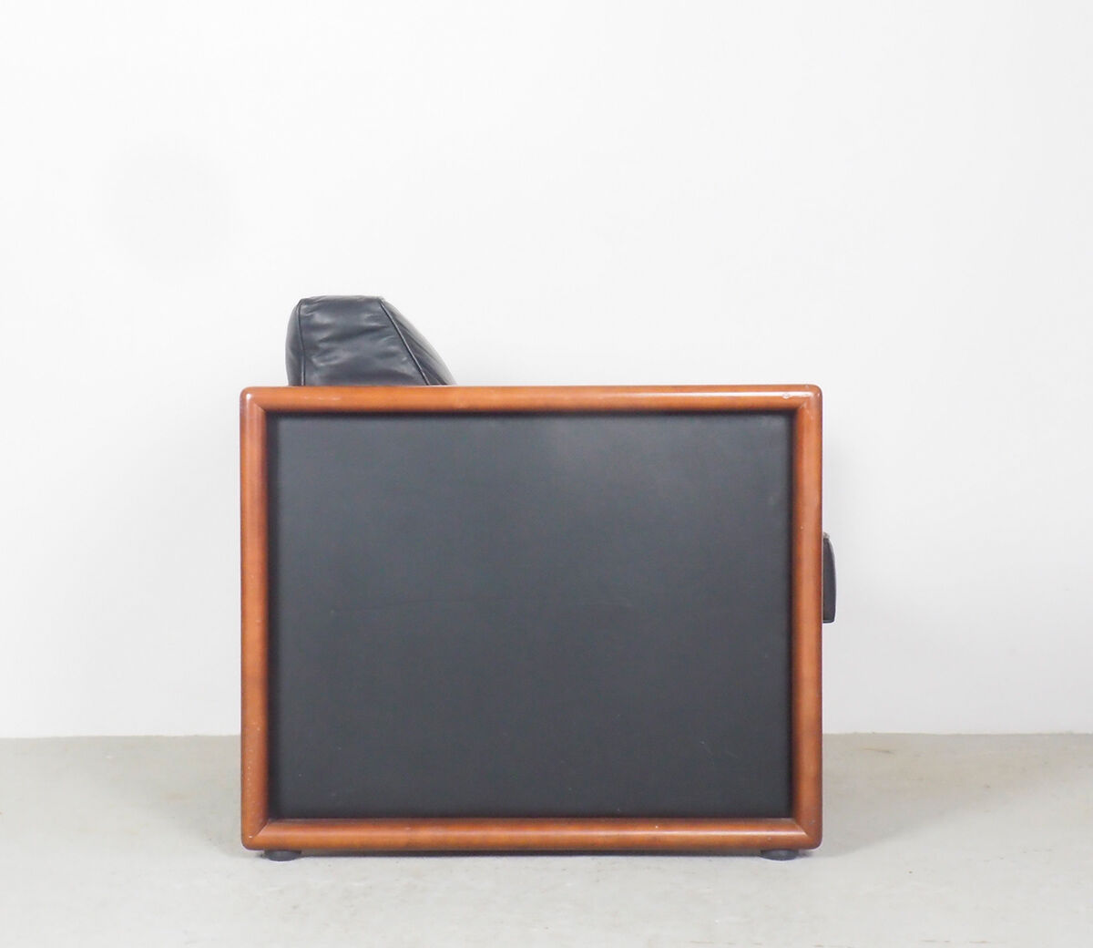 2 vintage Walter Knoll leather lounge chairs, 1970's