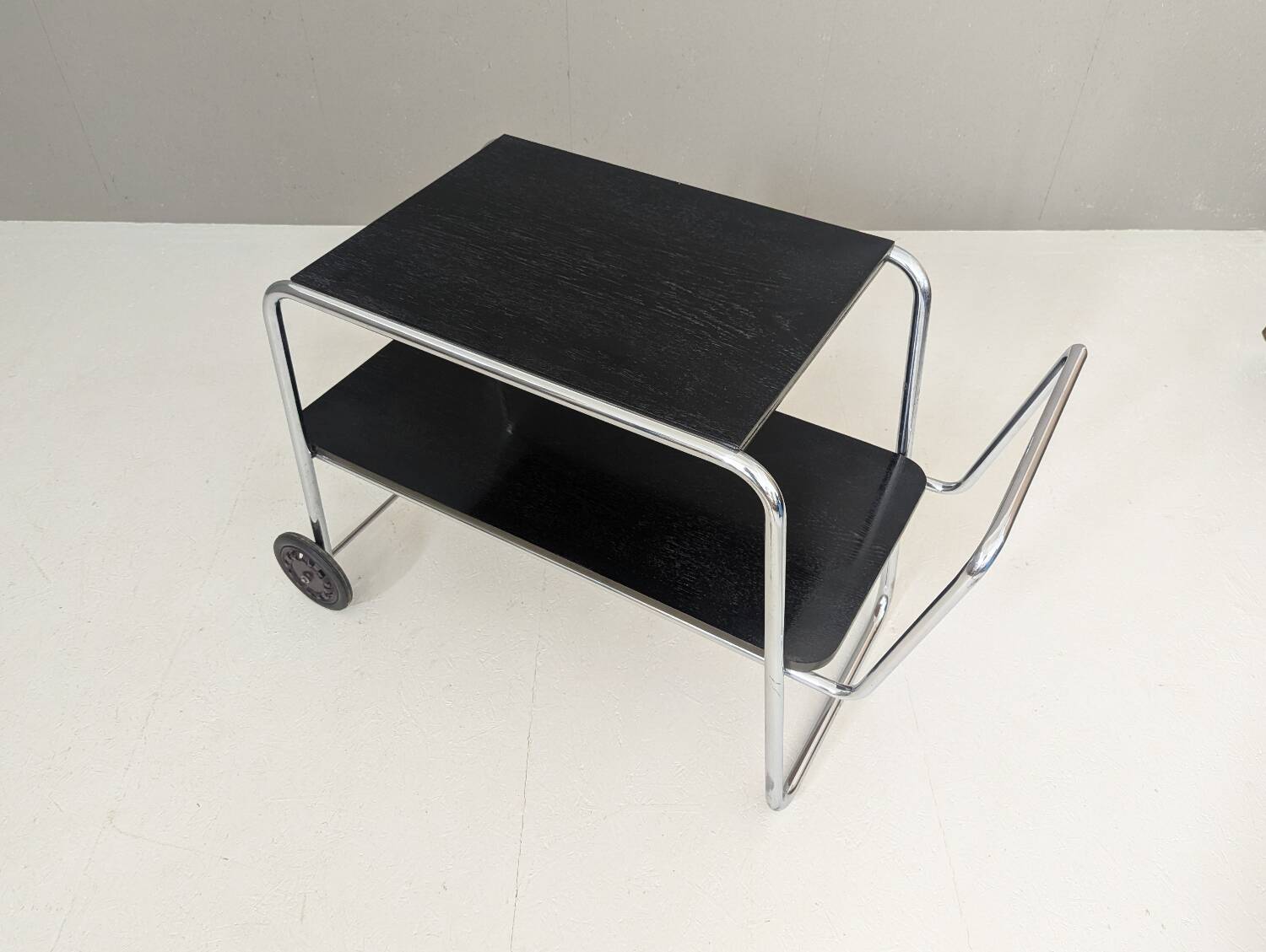 Bauhaus Tubular Steel Serving Cart by Robert Slezák, 1930s