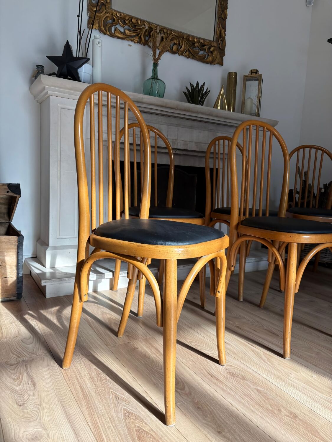 Set of 8 bistro chairs