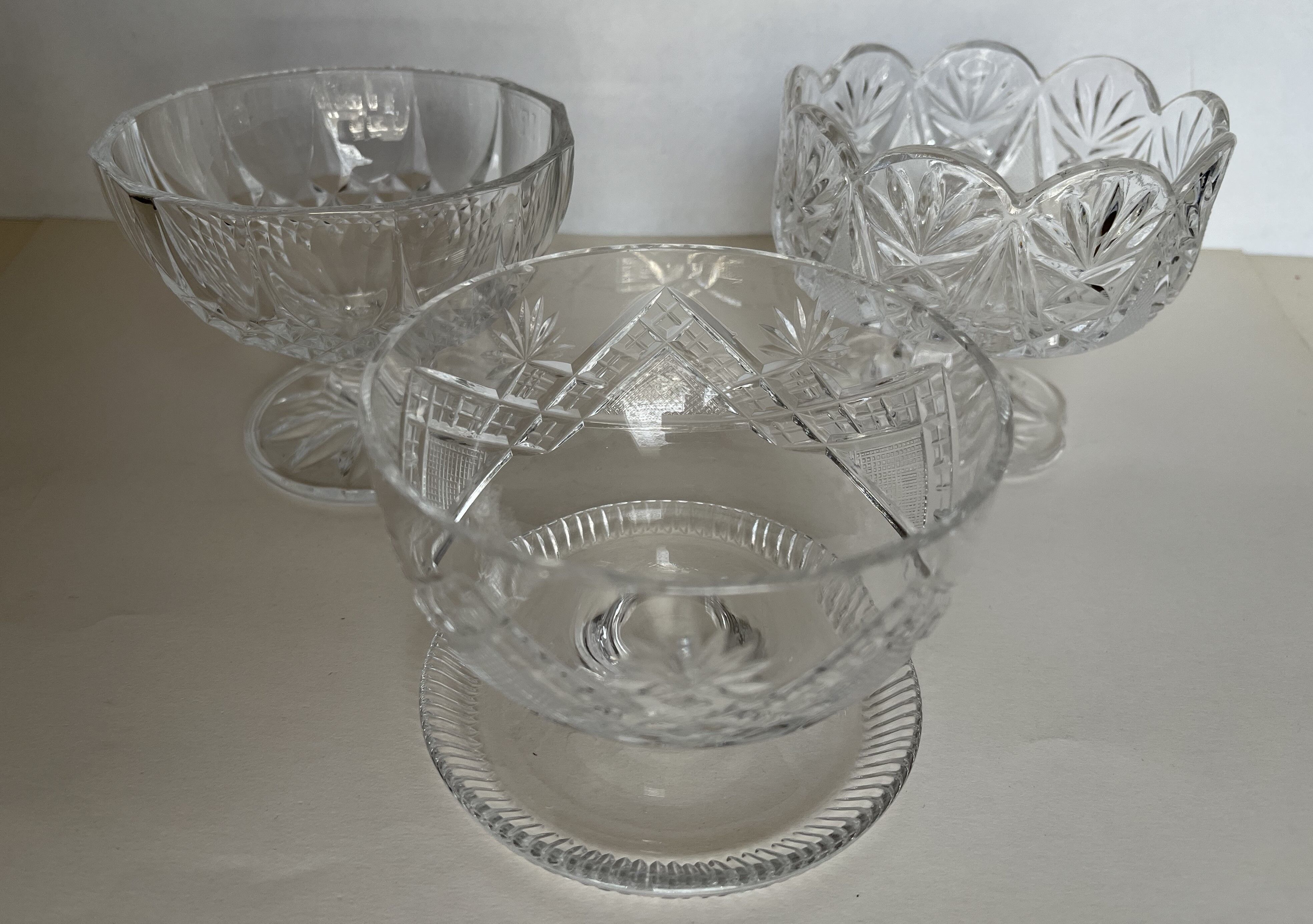 Set of 3 crystal cups