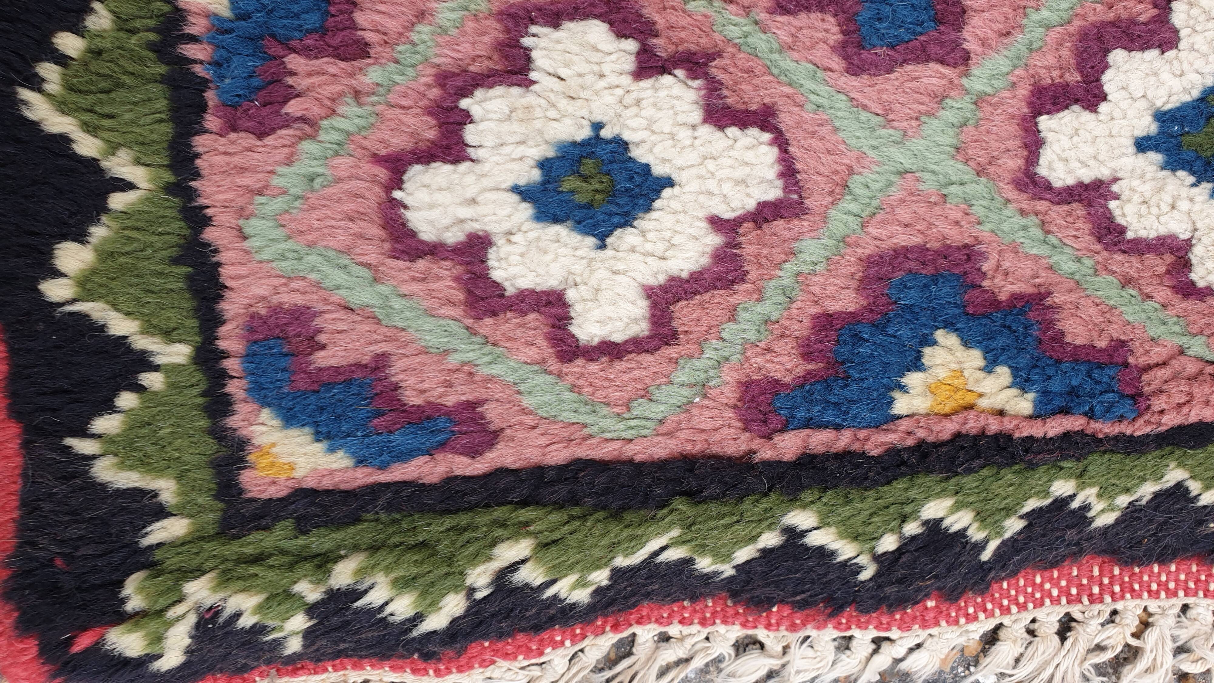 Wool cross oriental carpet :129×185