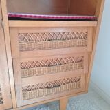 Armoire secrétaire vintage en osier et chêne clair – Années 6