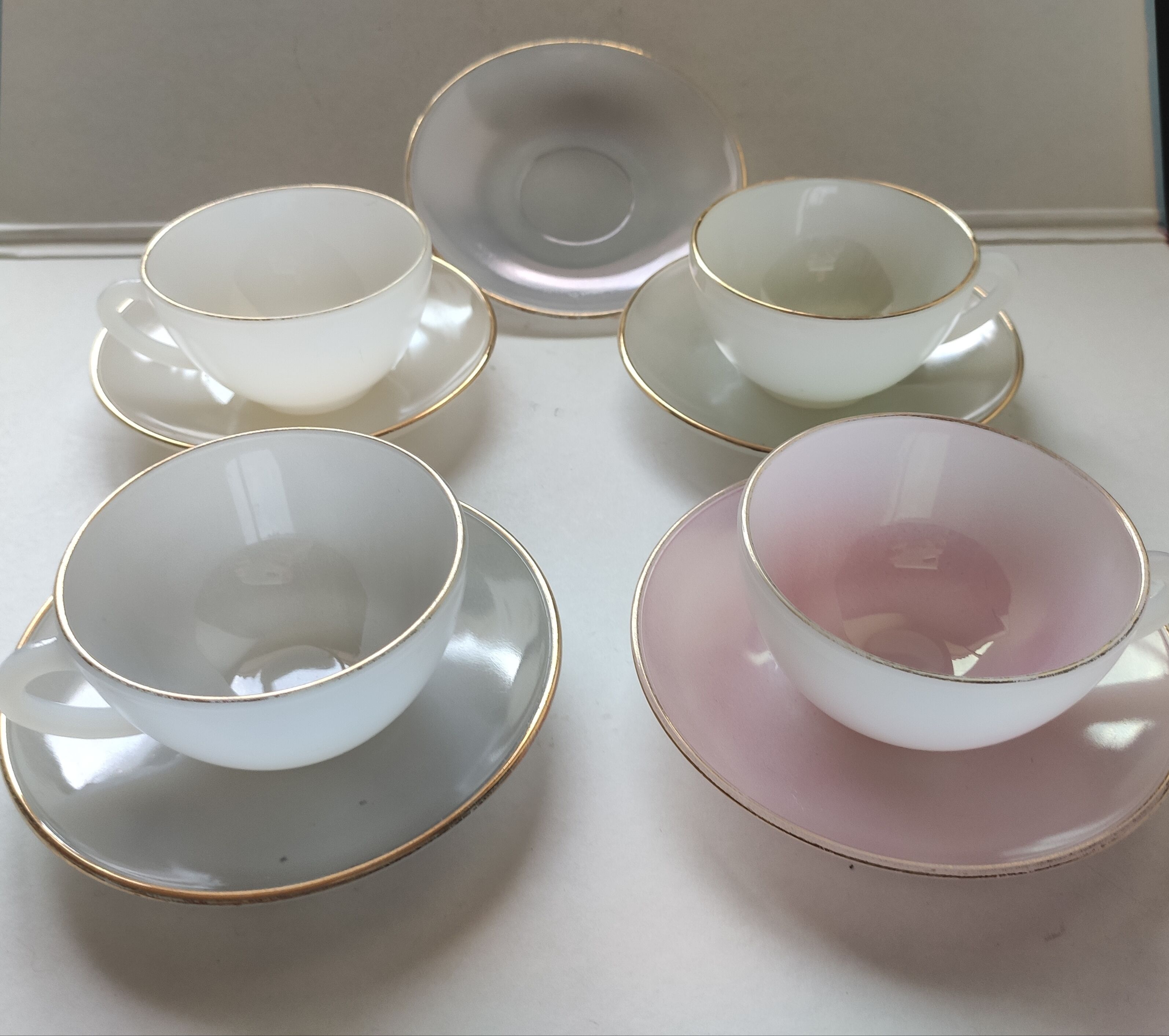4 cups and under coffee cups in irreconsmal opal