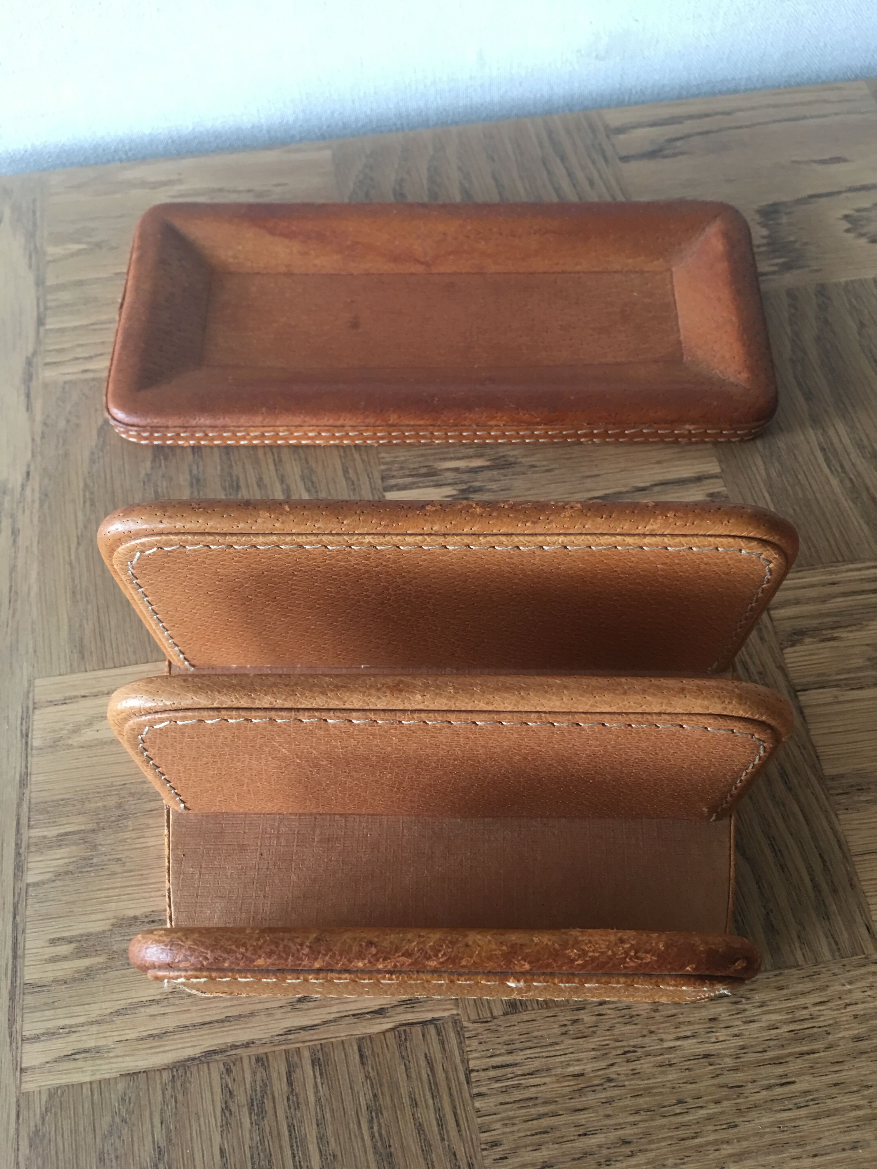 Empty pocket and letter holder in brown leather - vintage