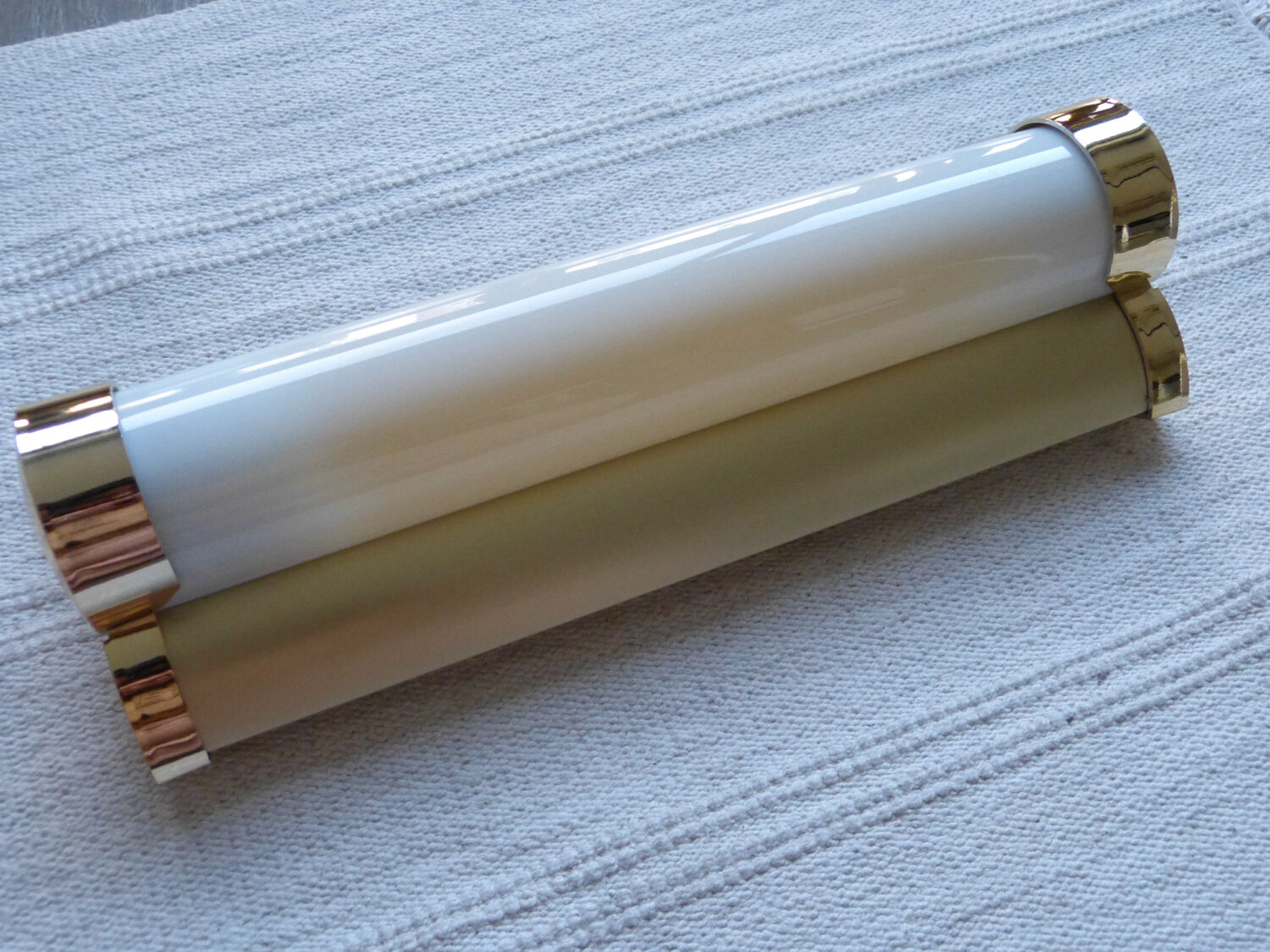 Vintage LG Tecnic wall light, model "Calypso"