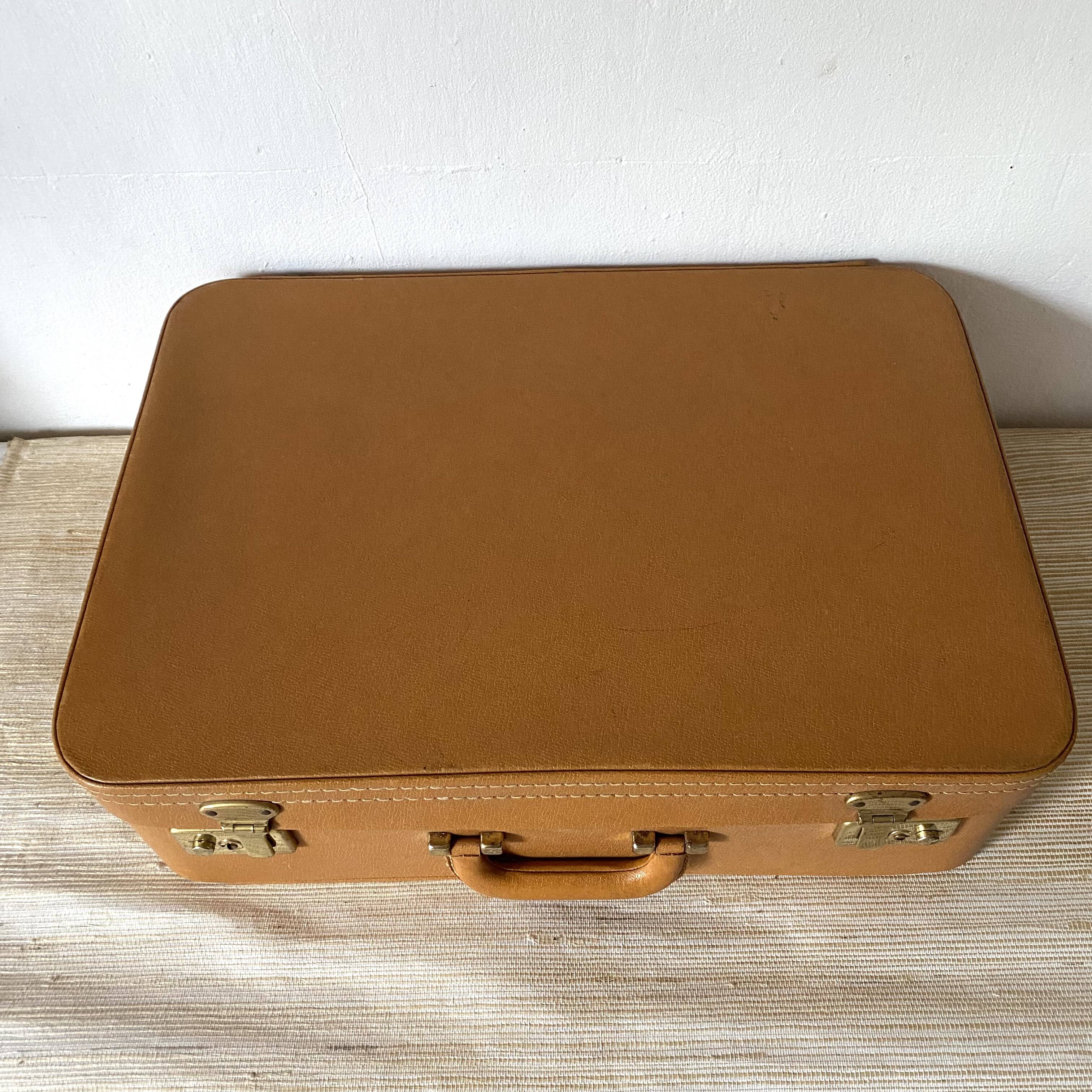 Valise vintage semi rigide 40X55
