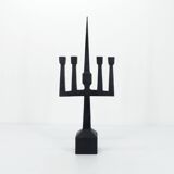 Candélabre brutaliste en acier forgé noir 1950