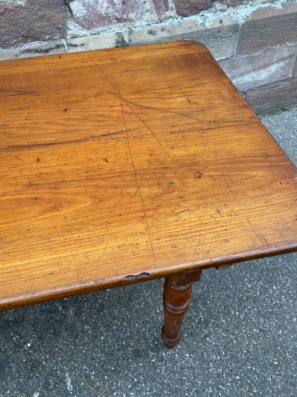 Table de ferme alsacienne 225 cm sapin teinte Merisier