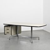 Desk by Giancarlo Piretti for Castelli, Italy, circa 1970.