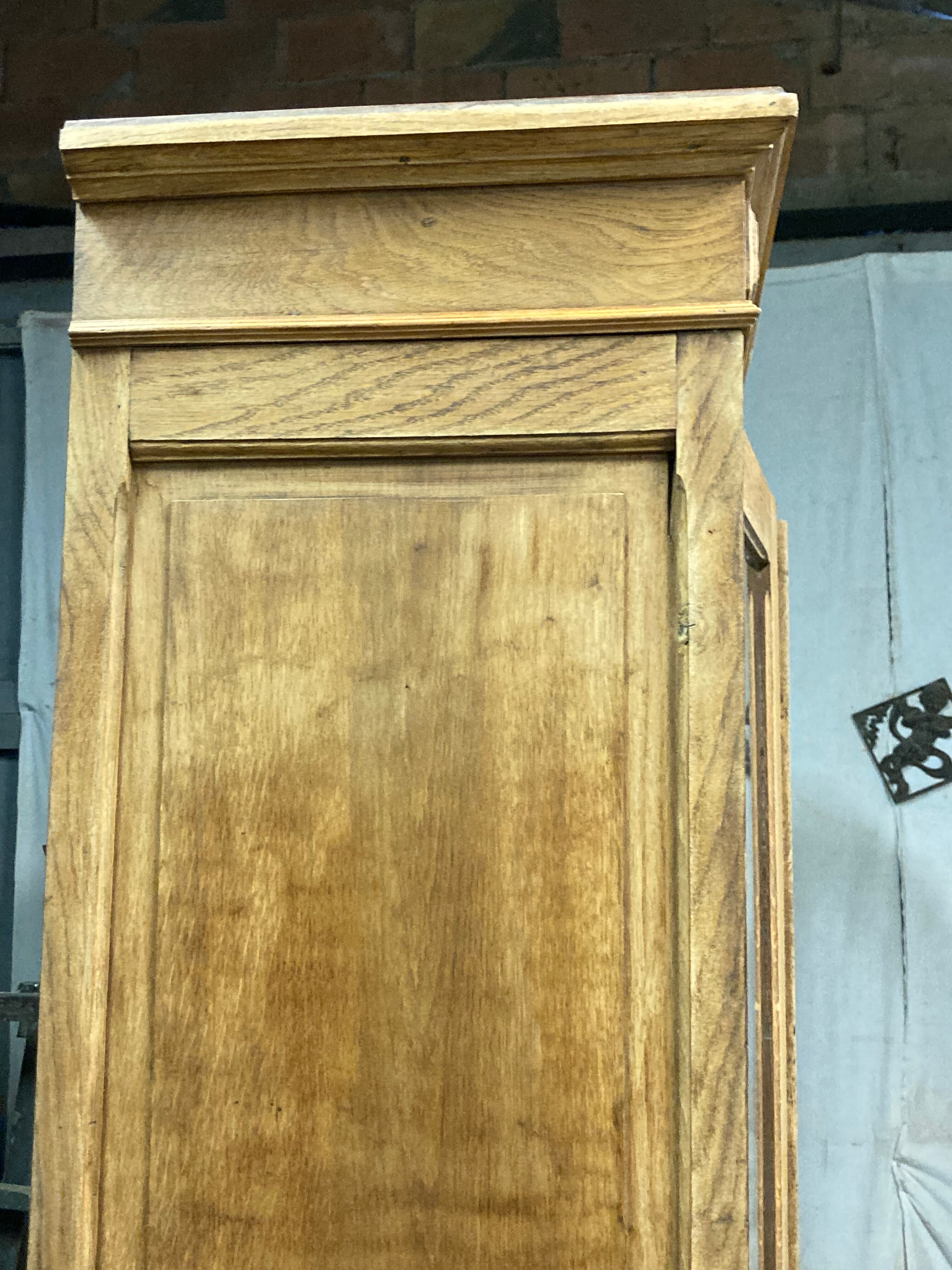 Bookcase 3 oak doors