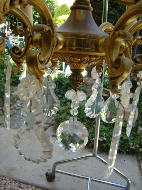Lustre St Louis XV bronze and ancient crystal