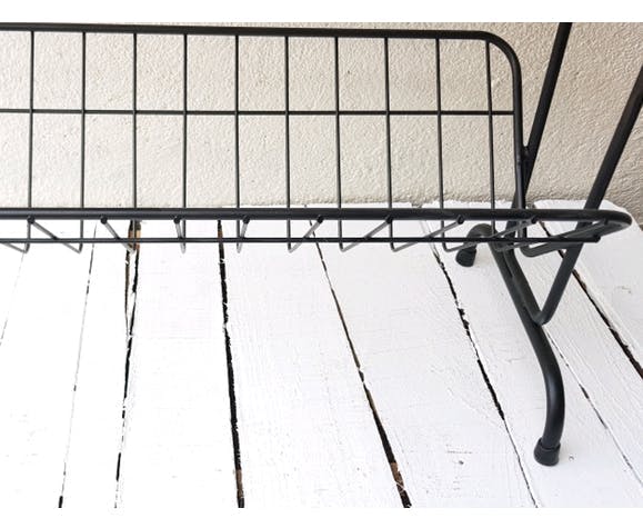Table d'appoint porte revue 60