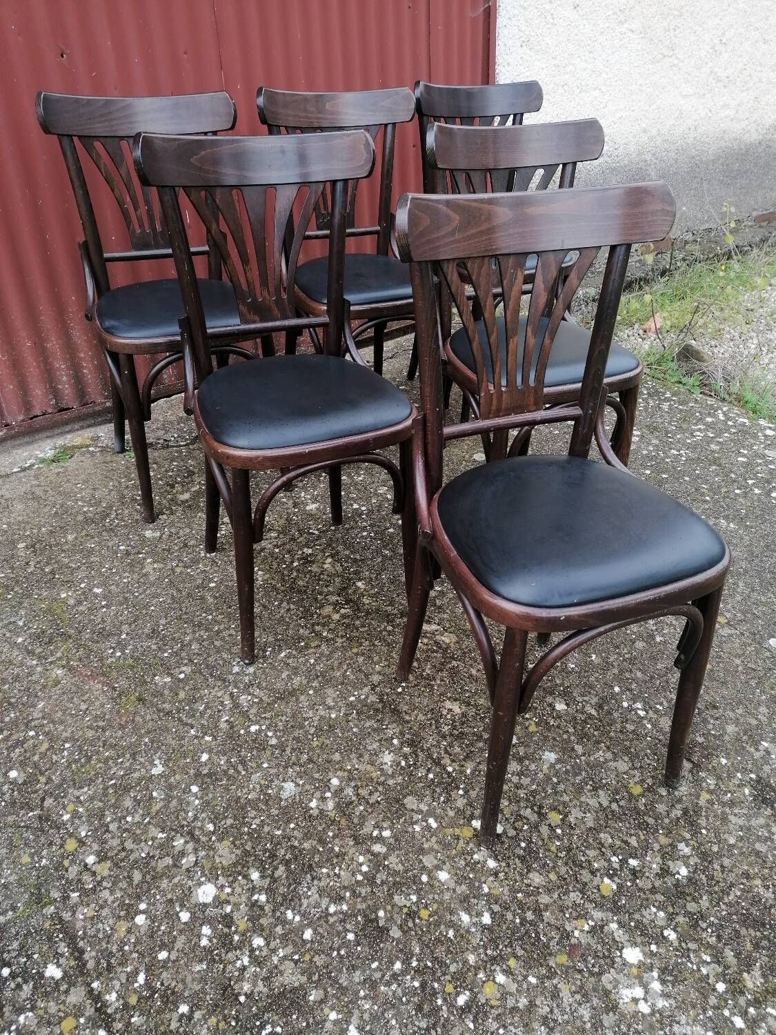 Lot de 6 chaises bistrot skaï noir vintage