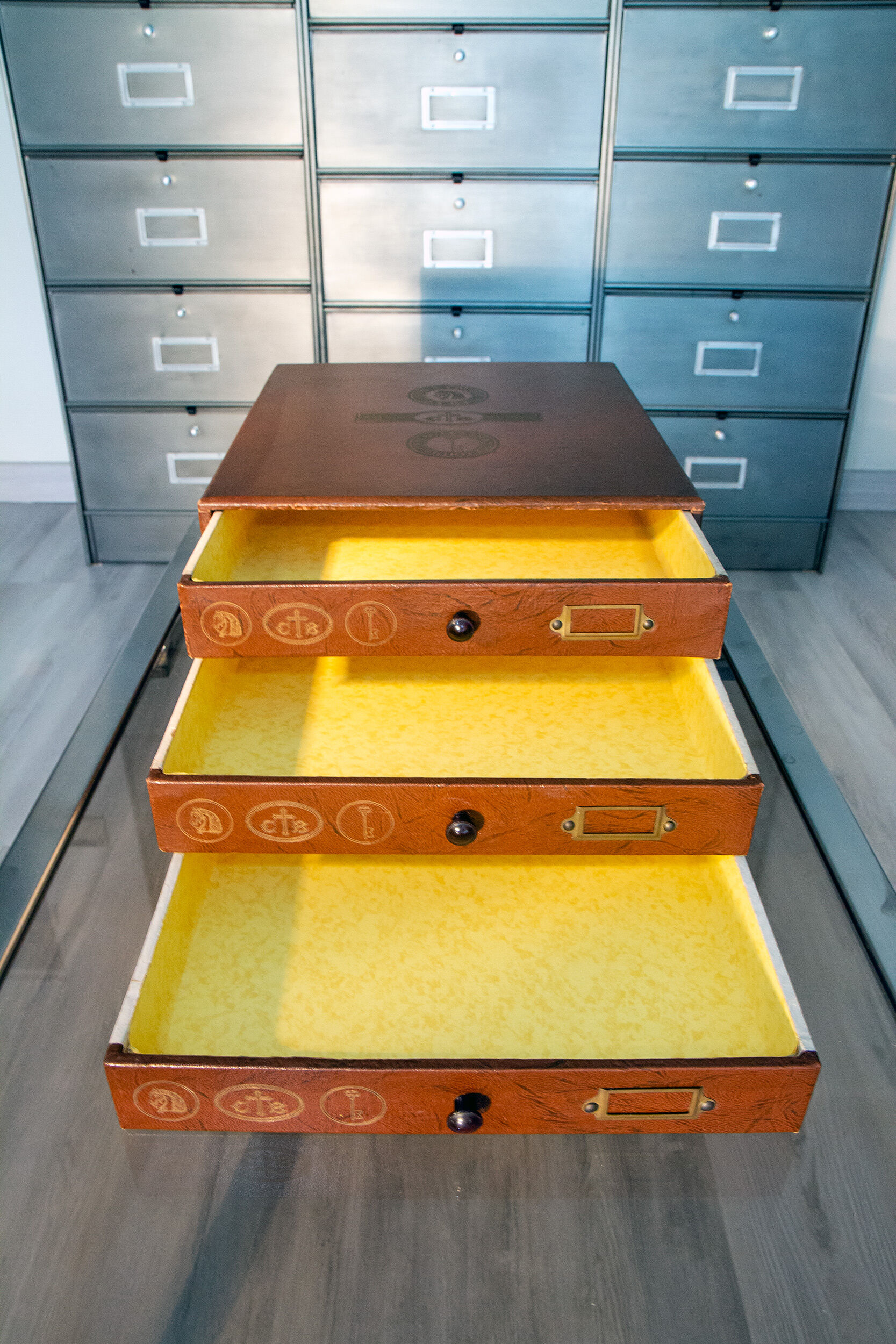 Thiriez Cartier Bresson haberdashery box, mid 20th