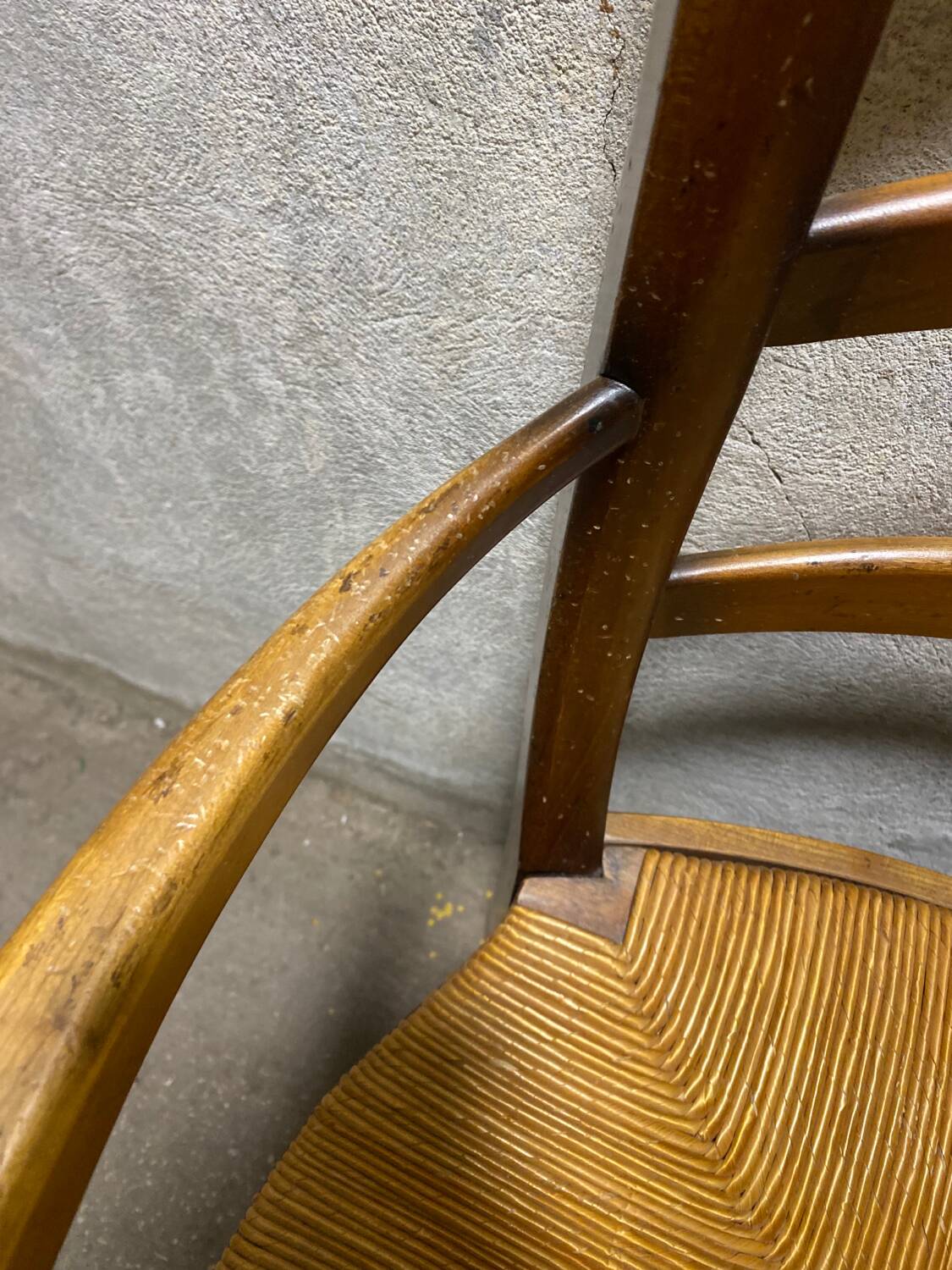 Straw country armchair