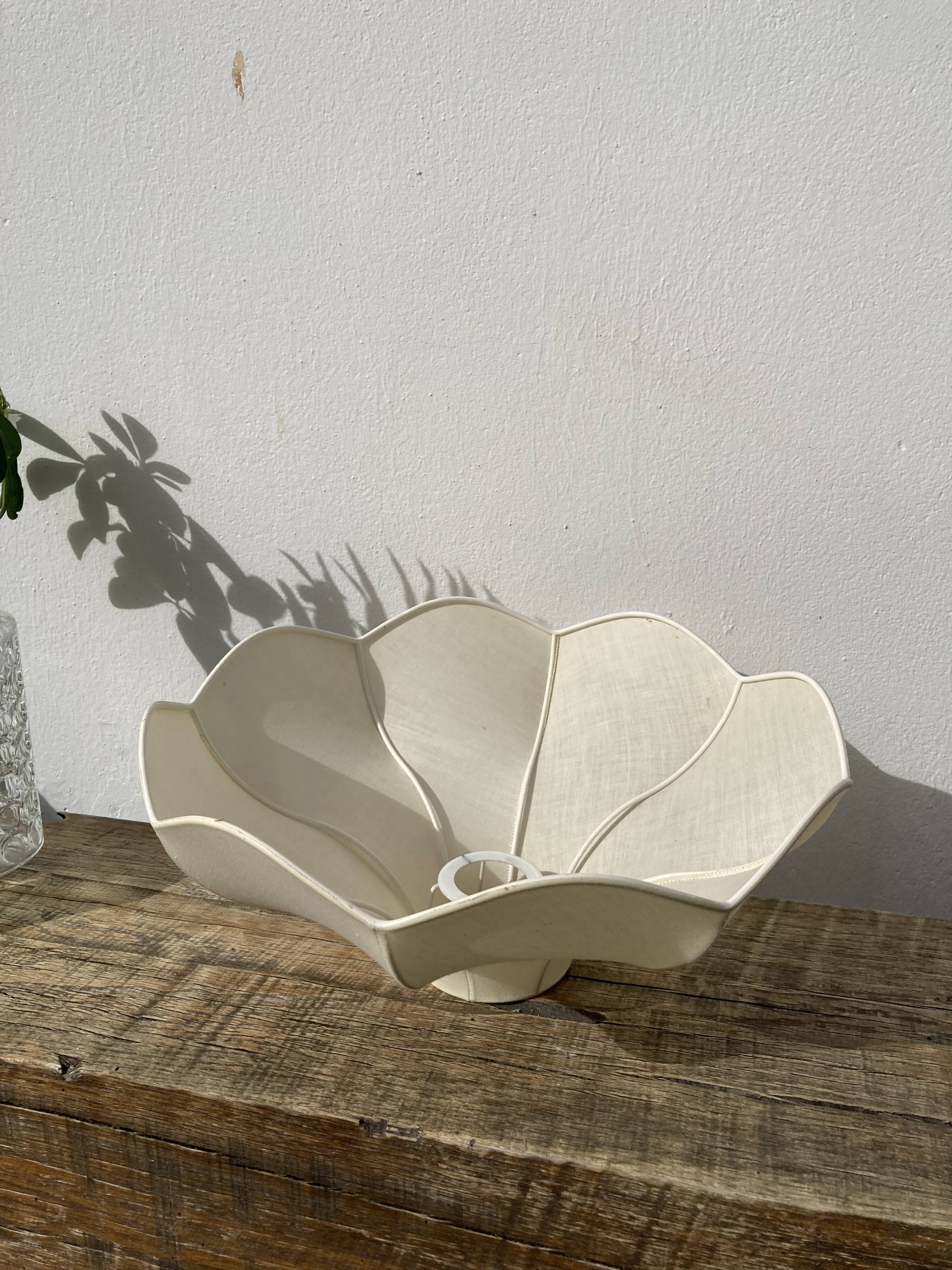 Suspension or lampshade in floral shaped fabrics Goldkant cocoon style