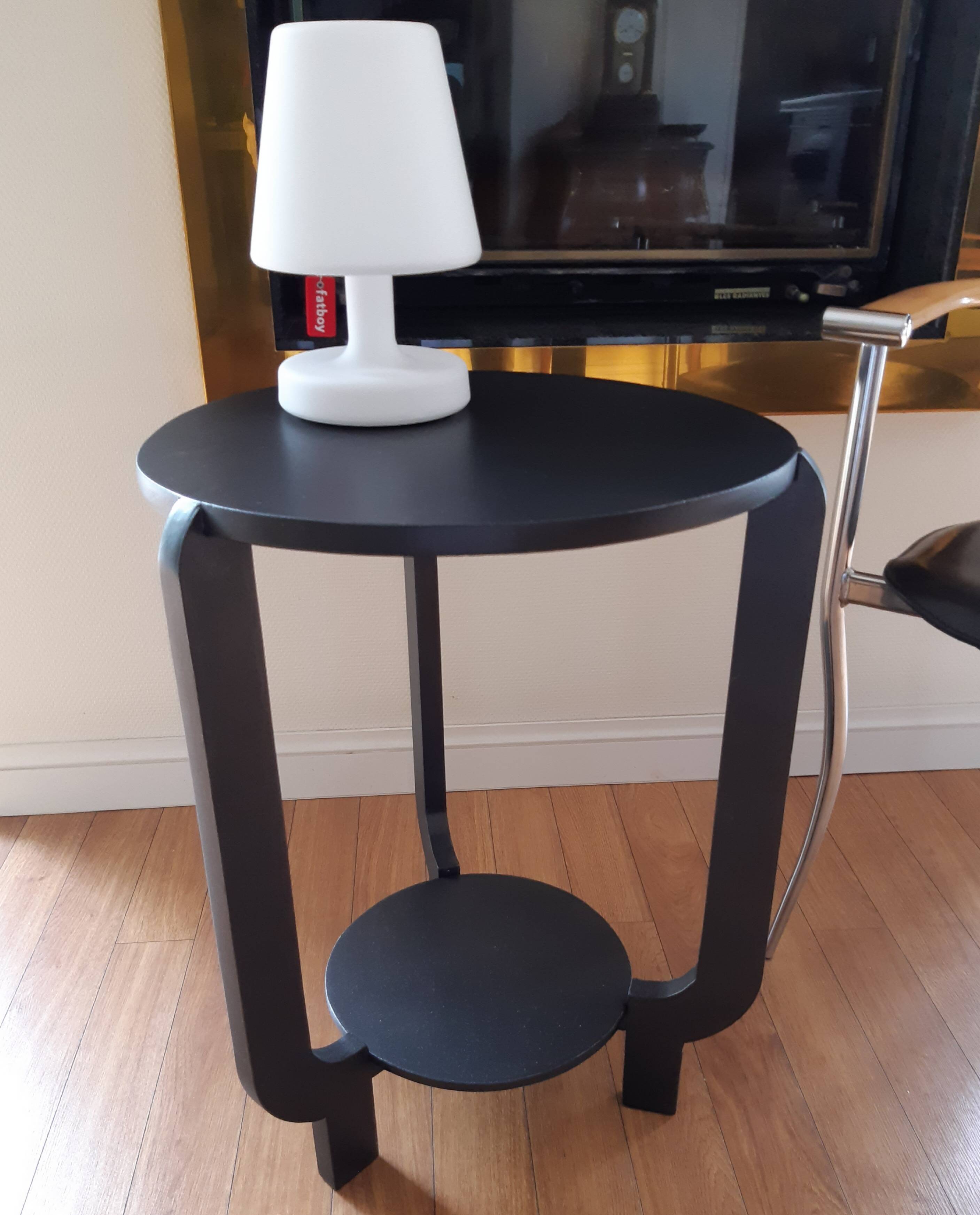 Gueridon art déco laqué noir acier